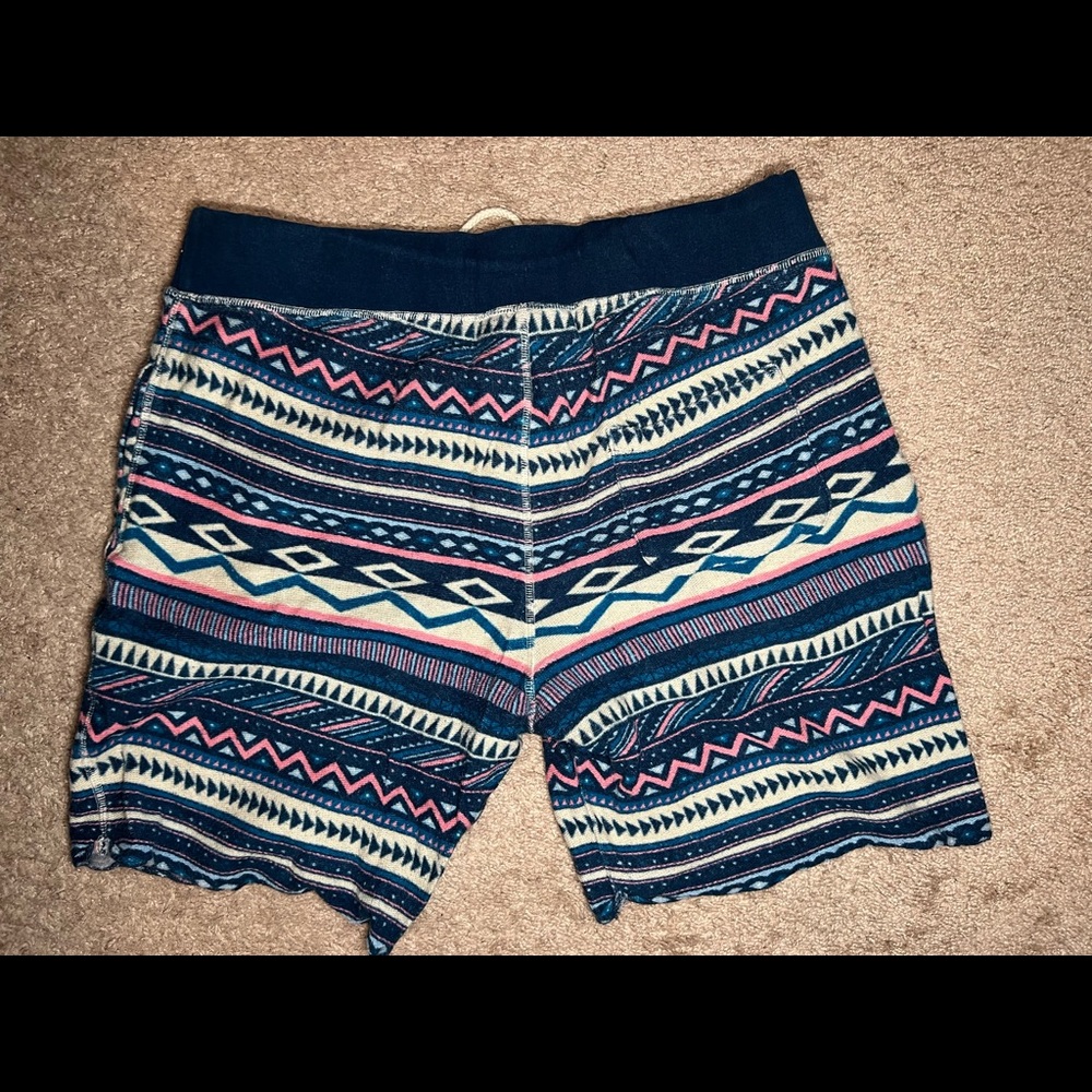 H&M shorts - Picture 2 of 3